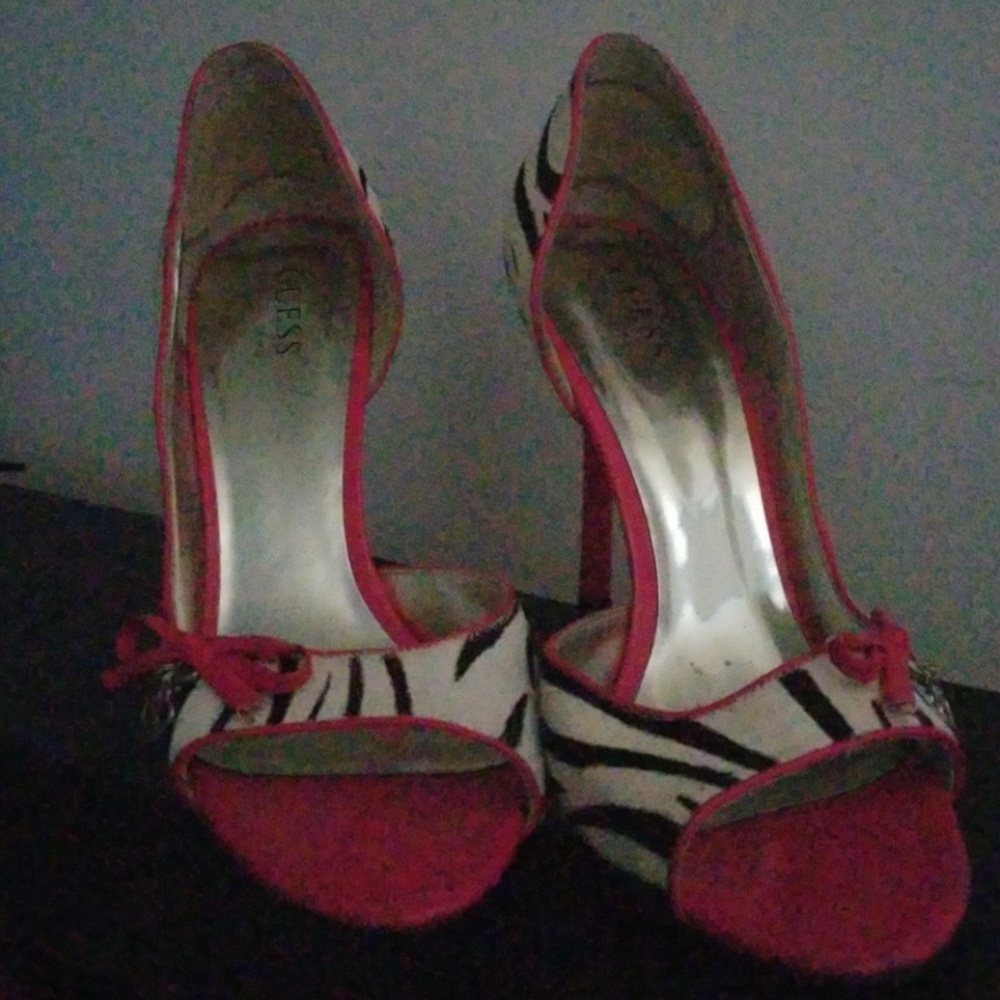 Guess zebra print shoes
